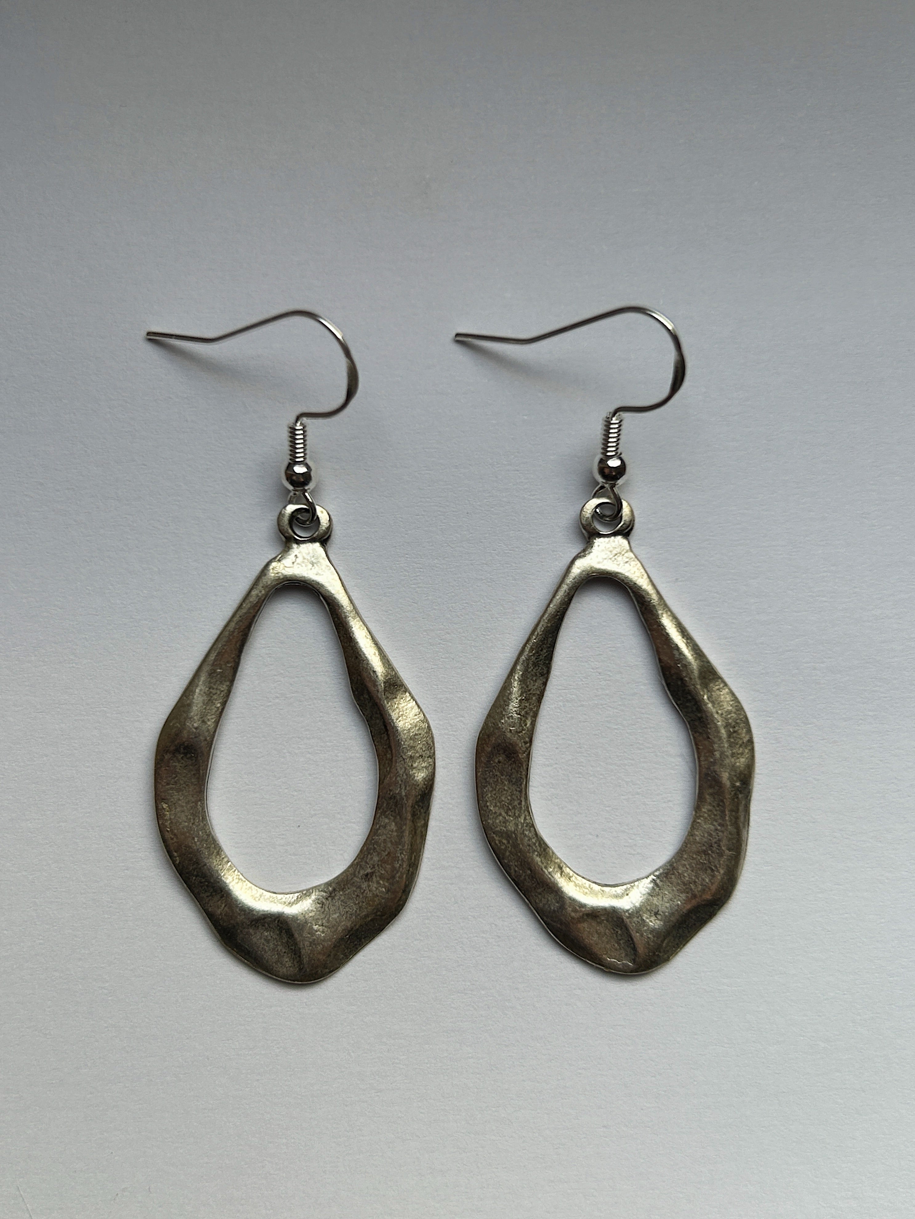 Oyster Earrings