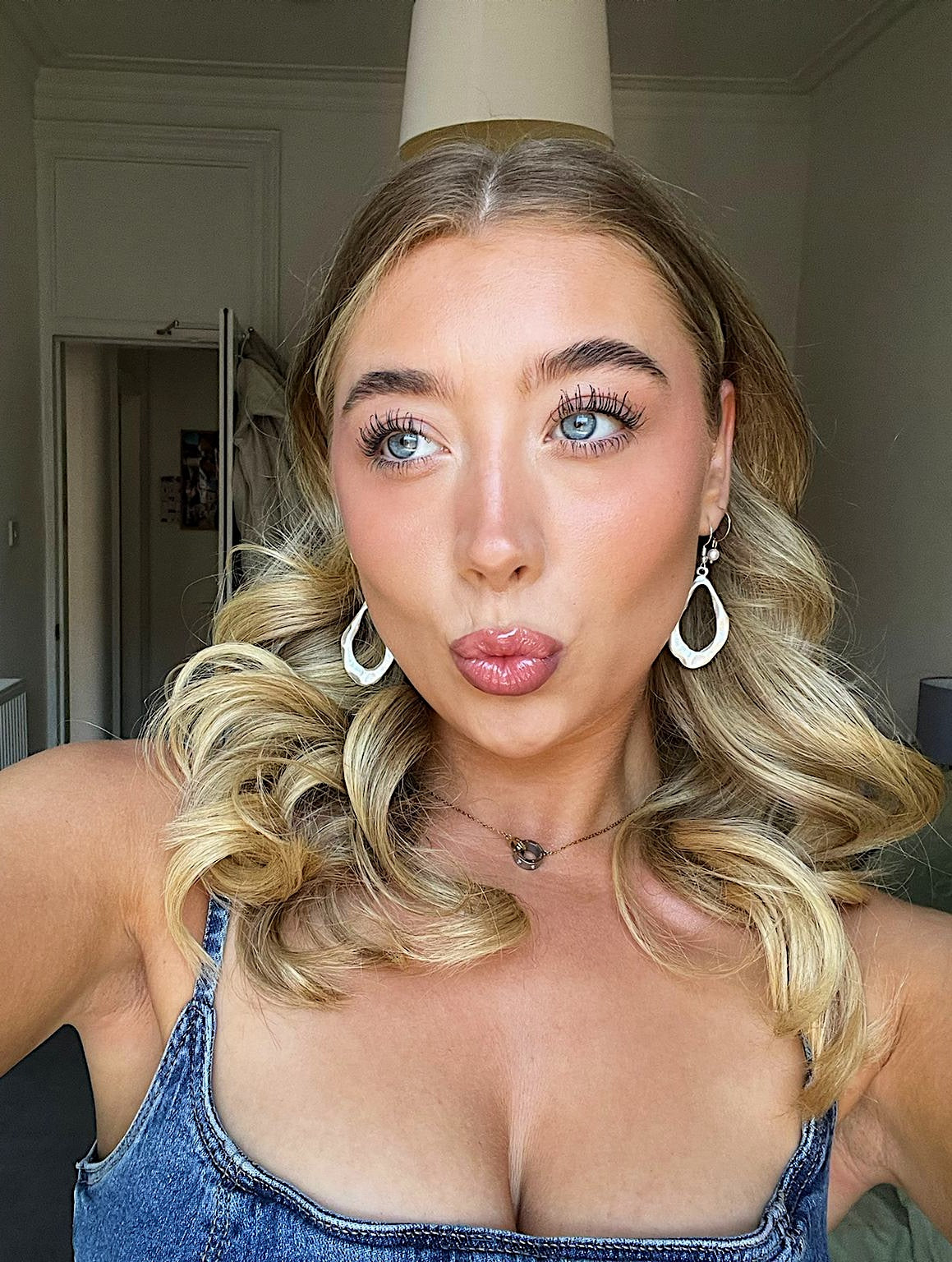 Oyster Earrings