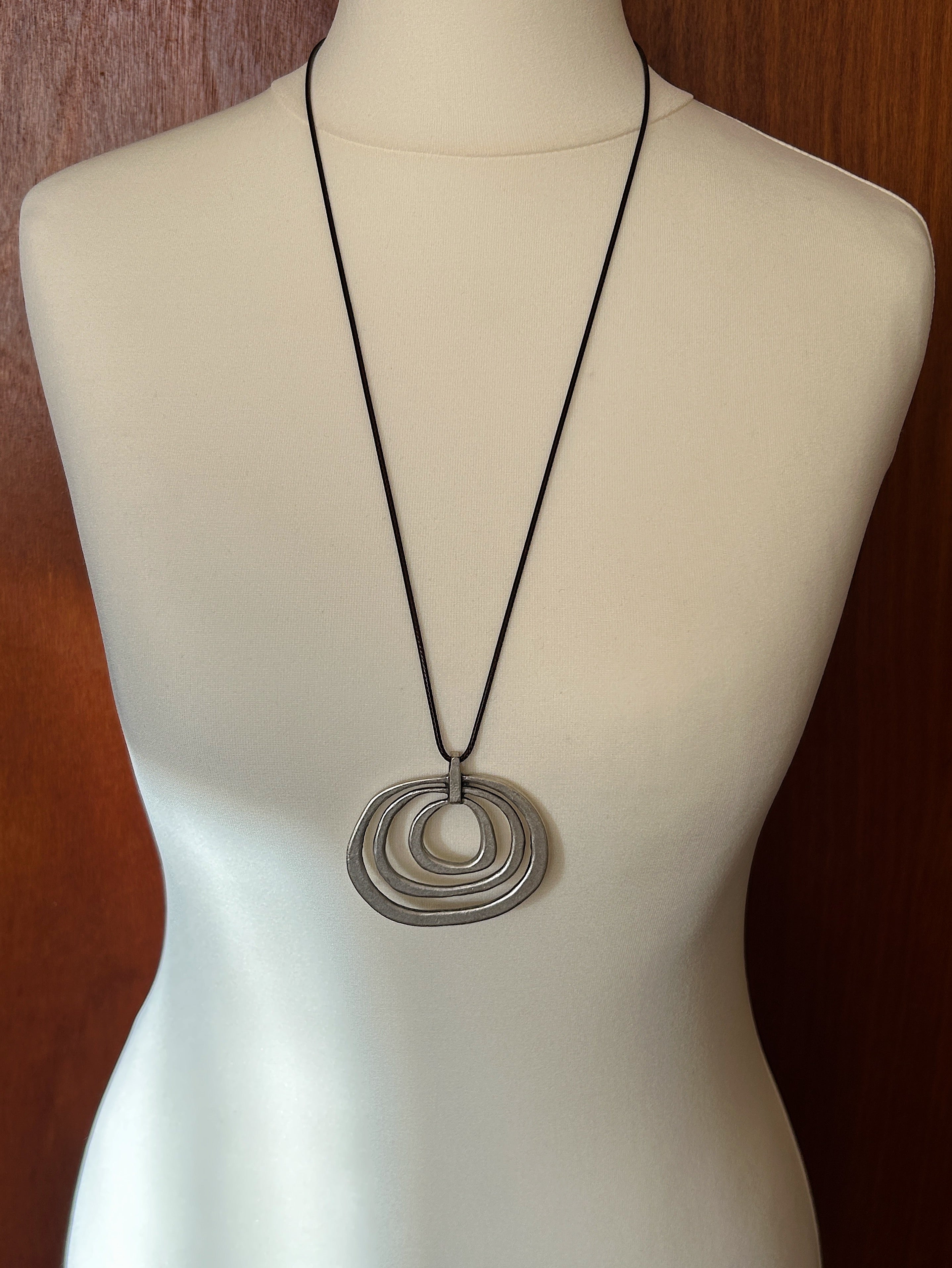 Ovals Necklace